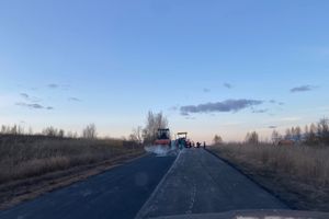 В Великолукском районе идёт ремонт дорог (ФОТО)