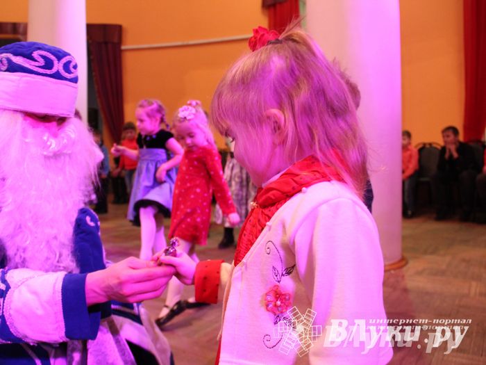 ​В городском ДК им. Ленина состоялась премьера музыкальной сказки «Буратино»