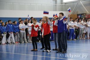 В Великих Луках стартовали всероссийские соревнования лучников (фото)