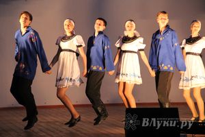 В Великих Луках отметили День России