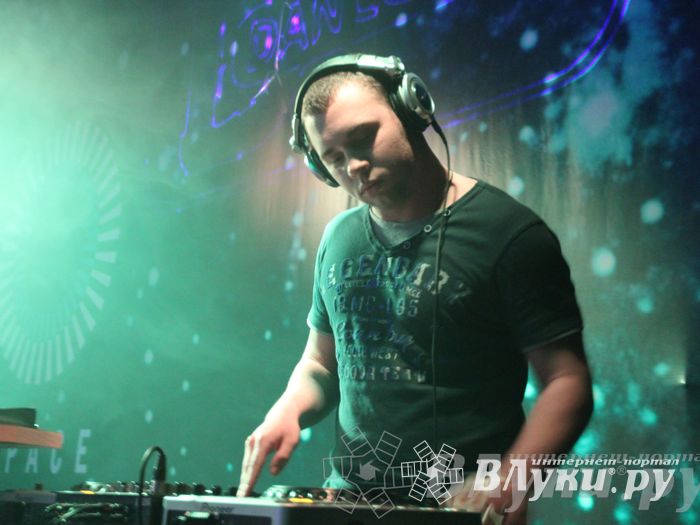 Битва Ди-джеев