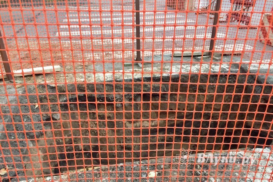 Ул. К. Либкнехта в Великих Луках перекрыта (ФОТО)