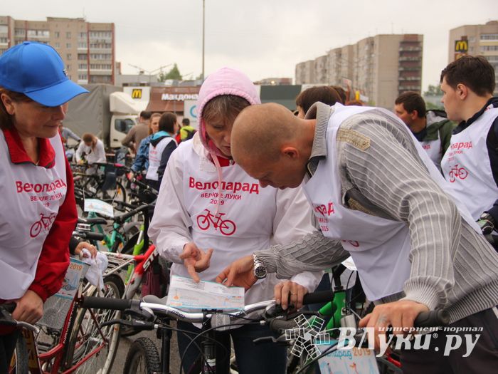 Зигзаг здоровья выполнили великолукские велосипедисты (ФОТО)