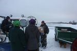 Спасатели доставили продукты на острова Псковского озера (ФОТО)