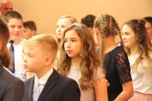 В школе №13 чествовали вчерашних учеников начальной школы (ФОТО)