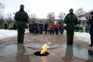 Андрей Турчак вместе с жителями Новосокольников почтил память освободителей города от фашистов (ФОТО)