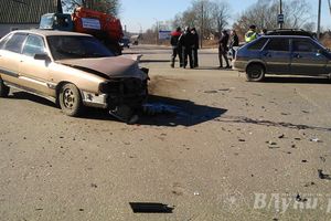 В Великих Луках произошло ДТП (фото)