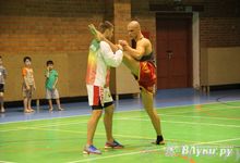 В Великих Луках прошел мастер-класс по кикбоксингу (фото)