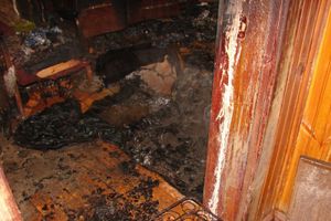 Выпил, закурил и умер (фото)