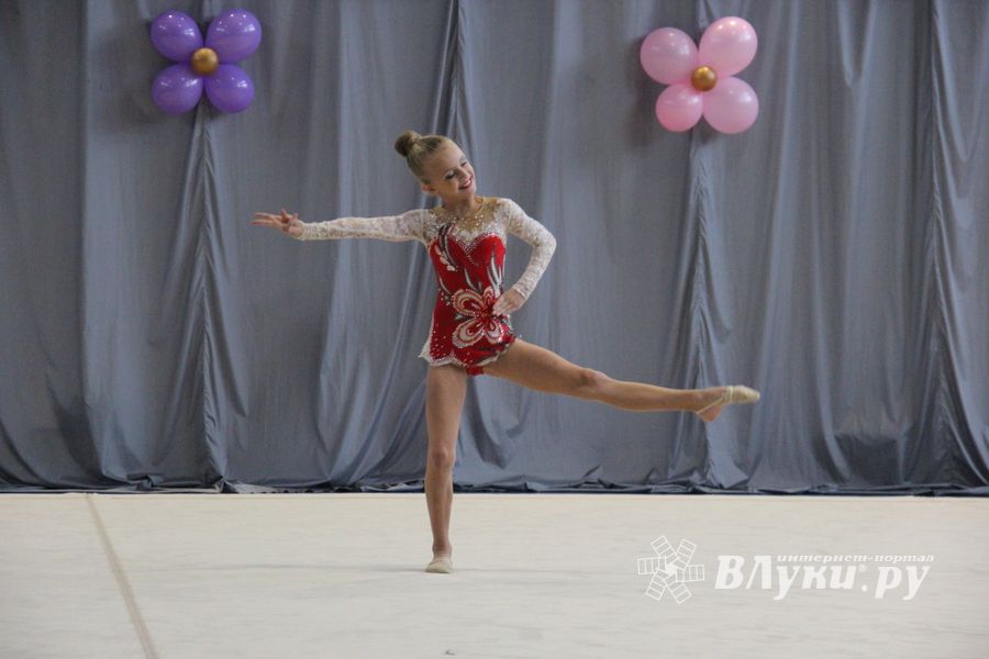​В Великих Луках проходит Открытое Первенство по художественной гимнастике (ФОТО) (0+)