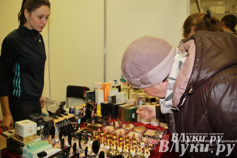 Универсальная выставка малого и среднего бизнеса открылась в Великих Луках (фото)