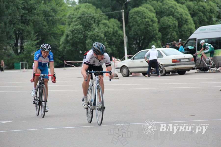 Гонка-критериум по велосипедному спорту