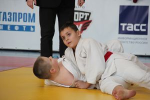 В Великих Луках прошли соревнования по дзюдо (ФОТО)