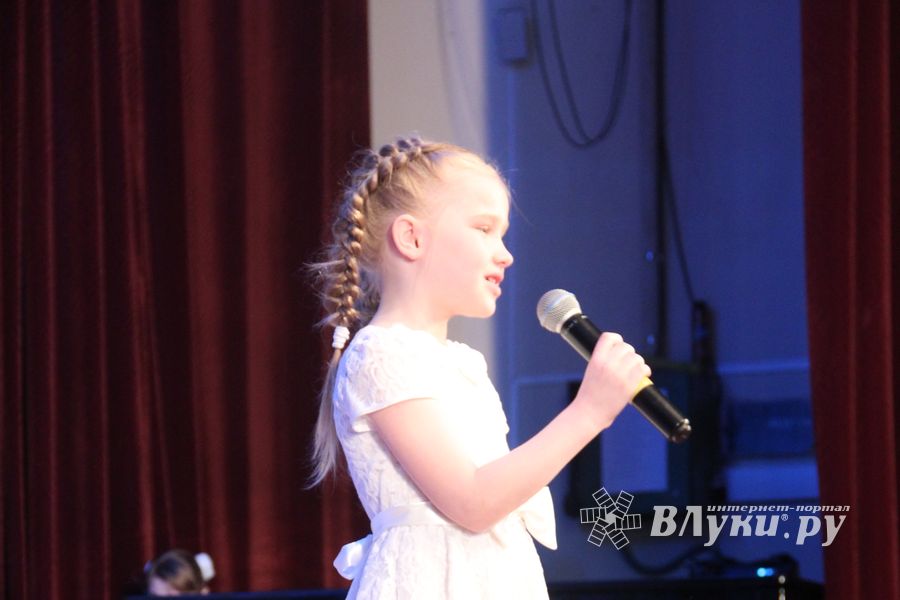 «Великолукская Веснянка»: детские сады 