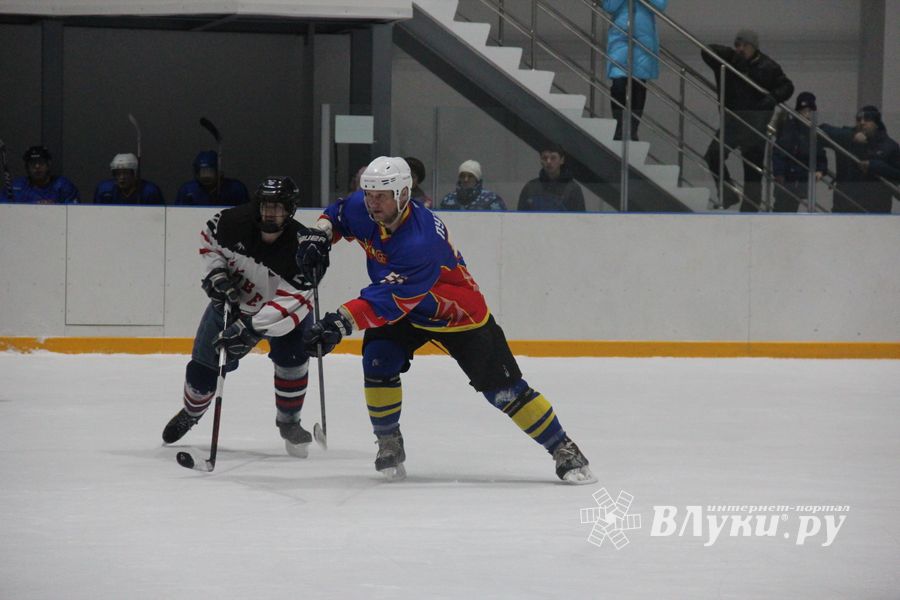 ХК «ЛукиСпорт» разгромила команду Невеля (ФОТО)