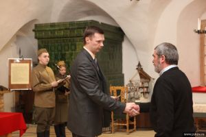 В Приказной палате вручили копии наградных документов родственникам участников Великой Отечественной войны (фото)