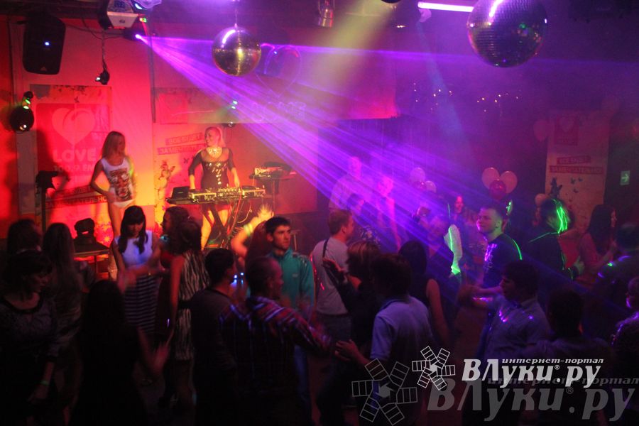 LOVE RADIO Великие Луки два года в эфире