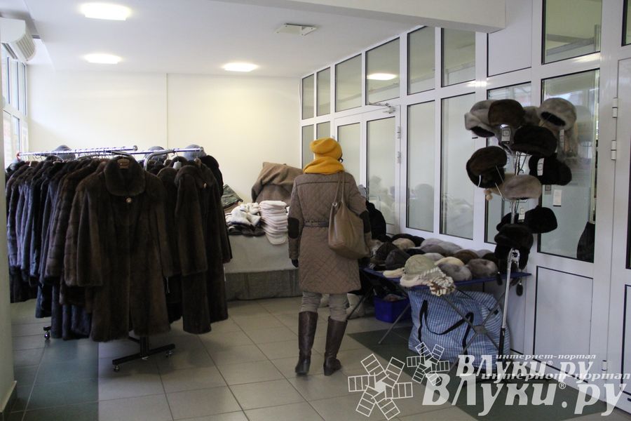 Универсальная выставка малого и среднего бизнеса открылась в Великих Луках (фото)