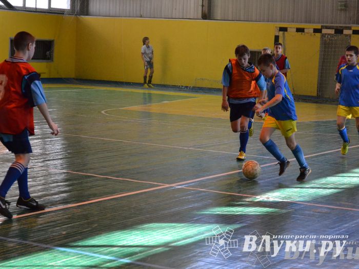 XII Традиционный Международный открытый турнир по мини-футболу среди юношей 2001-2002 г. р.