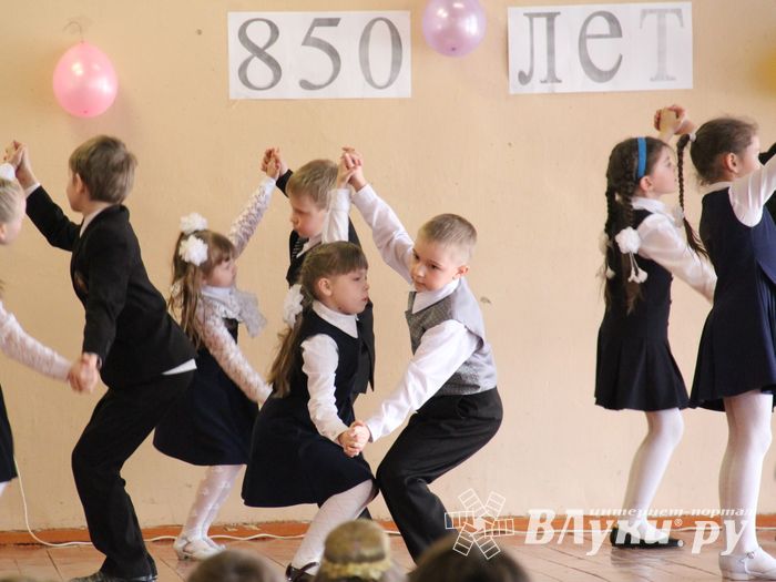 «Мой город Великие Луки — город фонтанов и шаров» (фото)