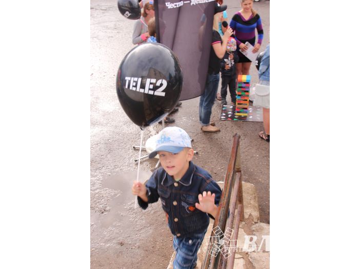 ​Tele2 поздравила великолучан с Днем рождения любимого города (фото)