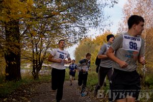 В Великих Луках прошел «Осенний кросс» 