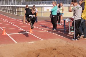 В Великих Луках состоялись соревнования «Шиповка юных» (фото)