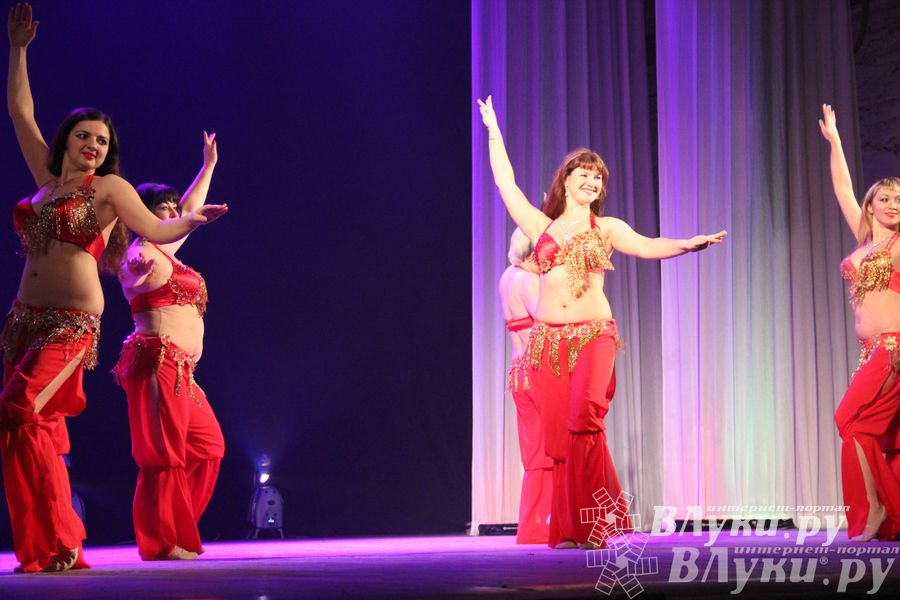 Фестиваль восточного танца «Мафраш» прошел в Великих Луках (фото)
