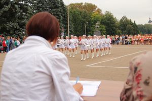В Великих Луках проходит ​Международный фестиваль-конкурс среди мажореток и барабанщиц (ФОТО)