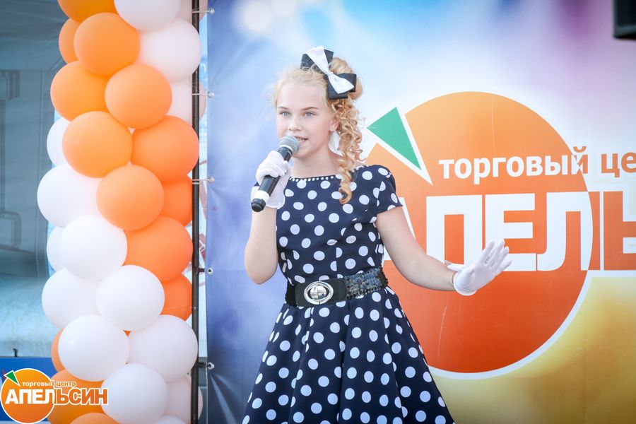 В Великих Луках состоялся детский вокальный конкурс «Оранжевая песенка – 2018» (ФОТО, ВИДЕО)