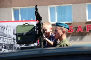 В Великих Луках прошел Парад Победы (ФОТО)