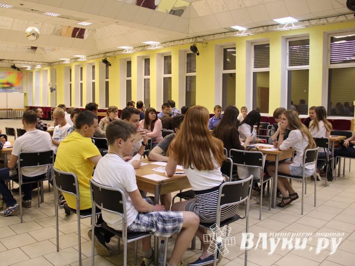 В Великих Луках прошла финальная игра «Что? Где? Когда?» (фото)