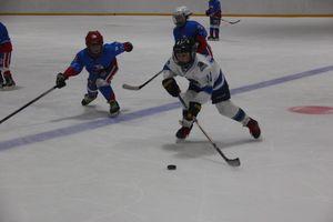 Детский турнир по хоккею прошел в Великих Луках (ФОТО)