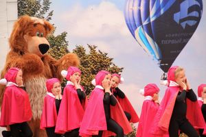 В Великих Луках День России отметили большим концертом (ФОТО)