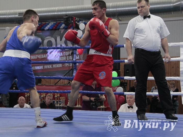 Матчевая встреча по боксу Великие Луки —Псков — Грозный (ФОТО)