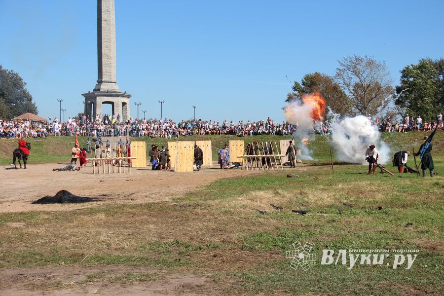 Великолукская Крепость соединила прошлое и настоящее (ФОТО)
