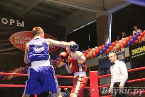 В Великих Луках состоялась матчевая встреча по боксу