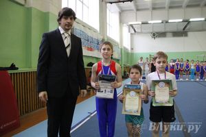 В Великих Луках прошел турнир по спортивной гимнастике (фото)
