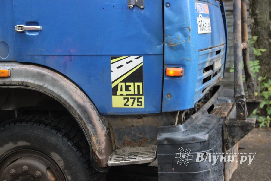 Дорожные работы на улицах Великих Лук (ФОТО)