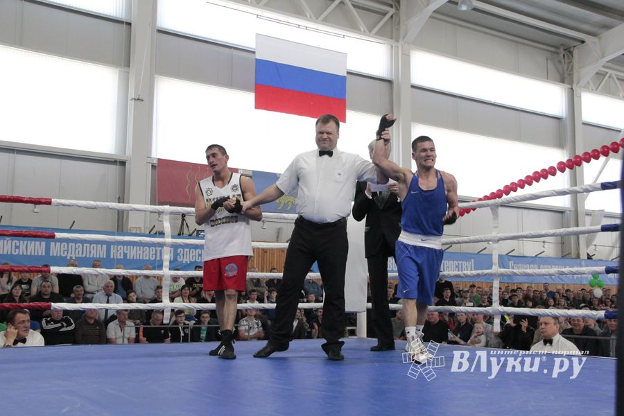 Матчевая встреча по боксу Великие Луки —Псков — Грозный (ФОТО)