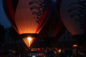 22-я Международная встреча воздухоплавателей завершилась традиционным ночным свечением аэростатов (ФОТО)