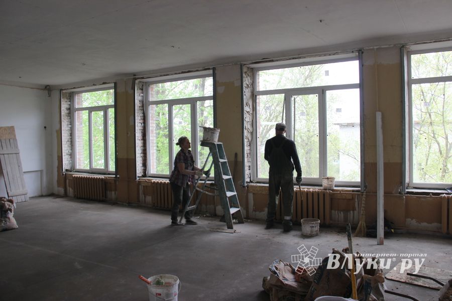 В школе №17 полных ходом идёт ремонт (ФОТО)