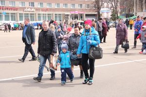 В Великих Луках проходит Весенняя ярмарка