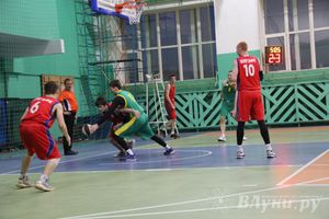 Команды ВЛГАФК стали лучшими на Чемпионате города по баскетболу (фото)