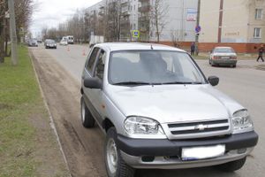 Мужчина, сбитый в Великих Луках, получил ушибы (ФОТО)