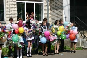 Сегодня в городе проходят последние звонки