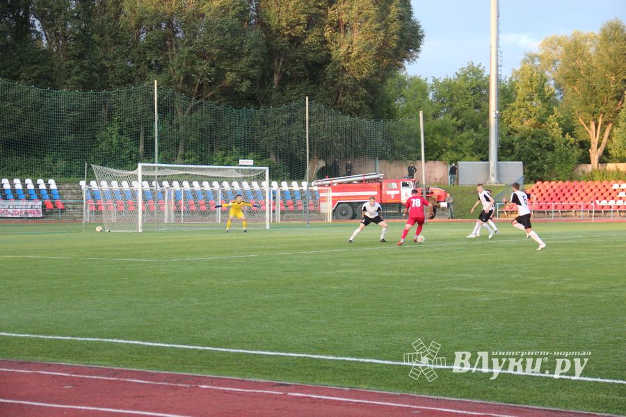 «Луки-Энергия» сыграла вничью в матче 4-го тура (ФОТО)