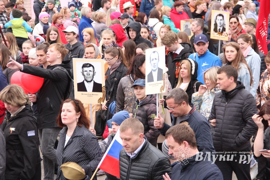 В Великих Луках отмечают День Победы (ФОТО)
