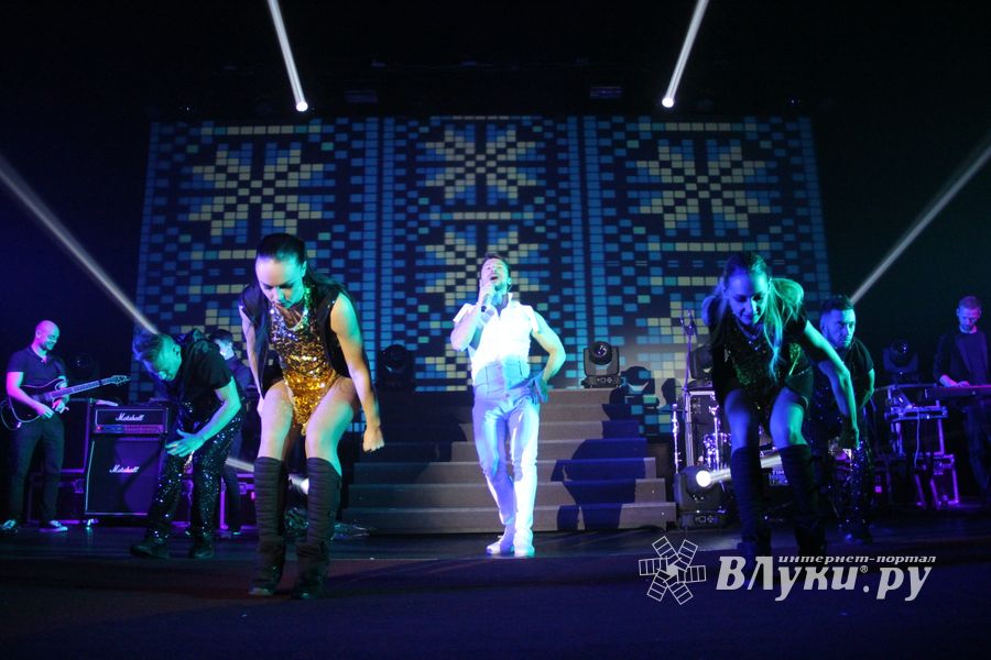 В Великих Луках состоялся концерт Сергея Лазарева