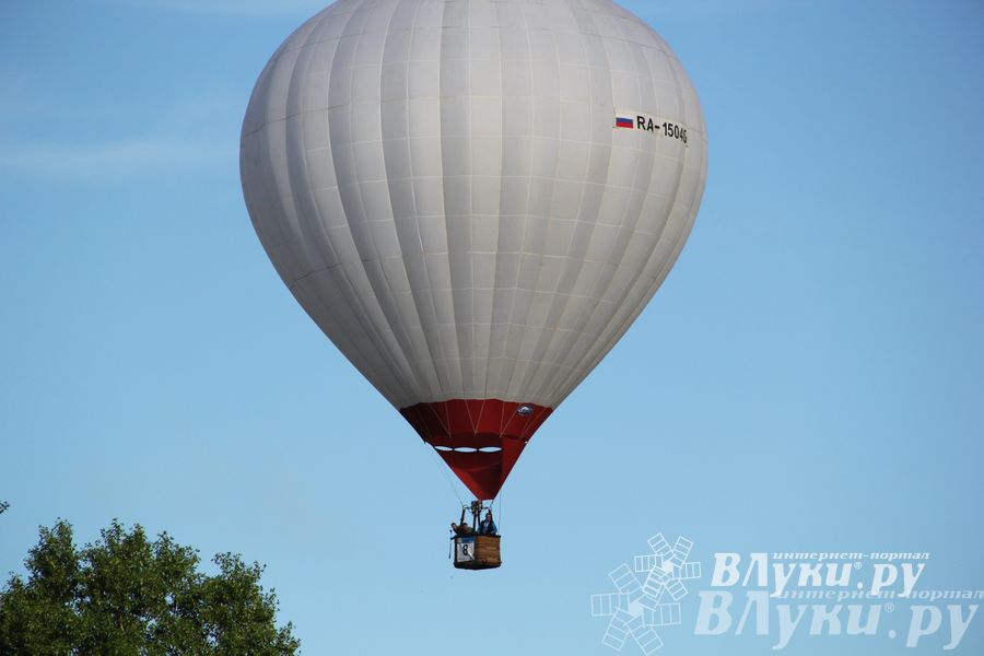 Пилоты совершили третий спортивный полет